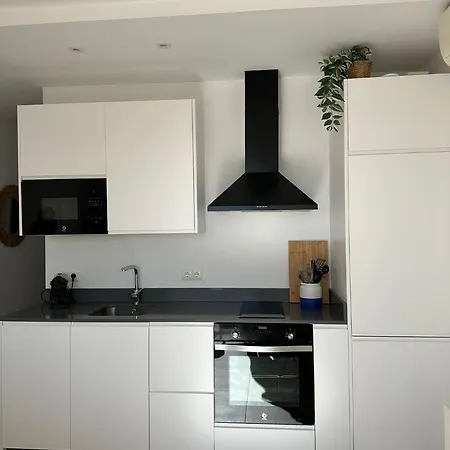 New With Sea View, Big Terrace & Pools Daire *