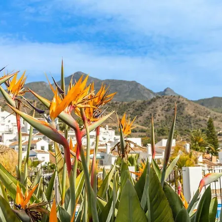 New With Sea View, Big Terrace & Pools Nerja