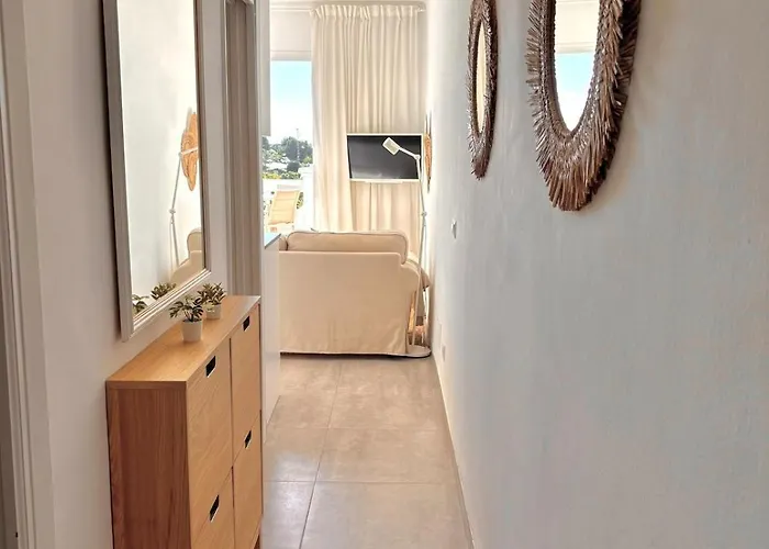 New With Sea View, Big Terrace & Pools Appartamento