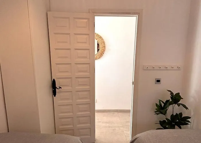 New With Sea View, Big Terrace & Pools Nerja