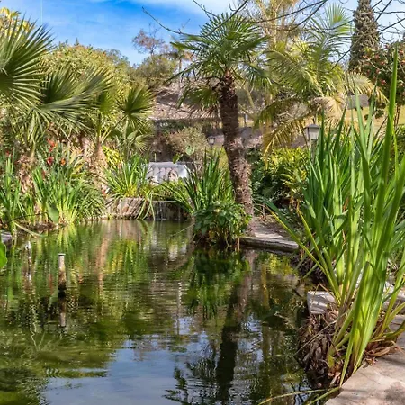 New With Sea View, Big Terrace & Pools *